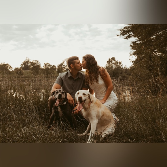 Meet your Posher, Emma - Picture 3 of 3